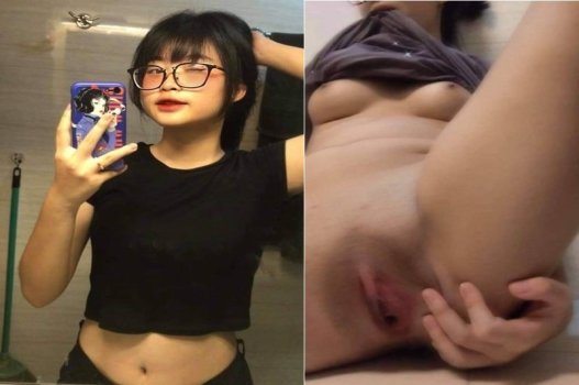 Mịa cô ta đeo kính và áo dài đảm bảo